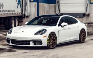 Porsche Panamera 4 on Vossen Wheels '2019